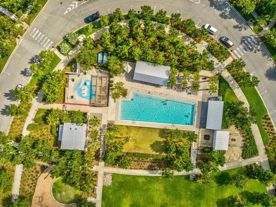 Activo con contrato: $1,170,000 (5 camas, 4 baños, 3137 Pies cuadrados)
