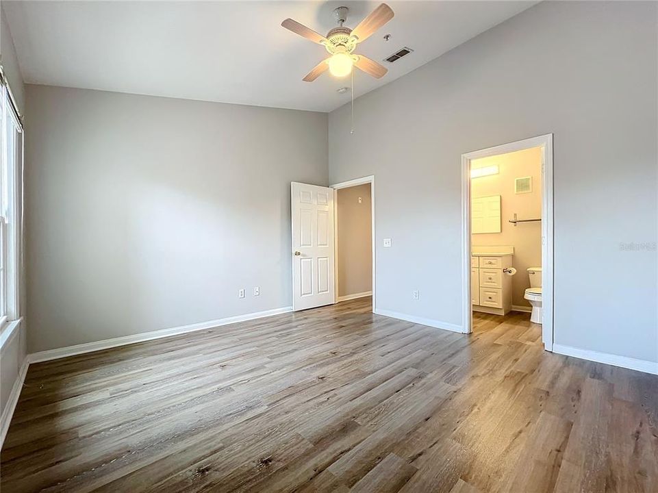 В аренду: $1,550 (1 спален, 1 ванн, 856 Квадратных фут)