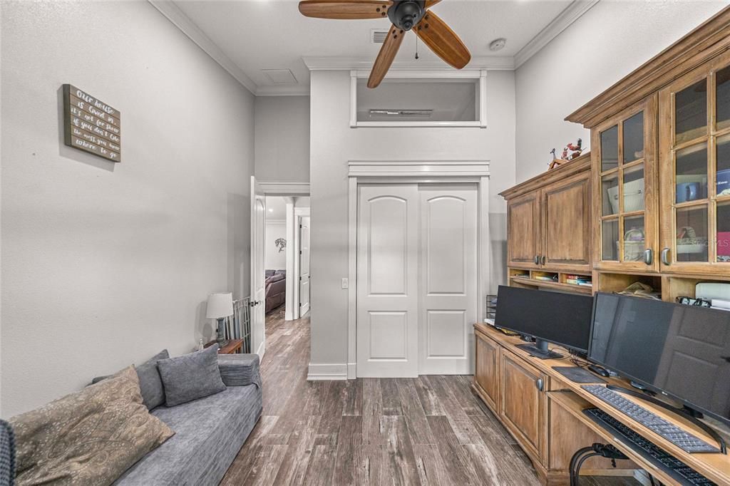 Active With Contract: $699,900 (3 beds, 2 baths, 2042 Square Feet)