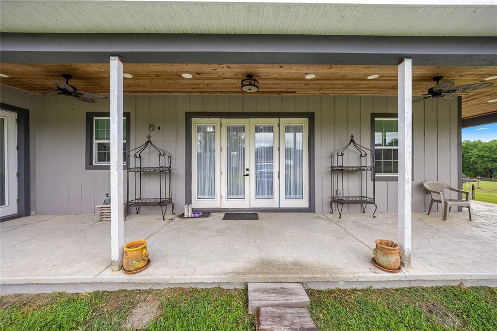 Active With Contract: $699,900 (3 beds, 2 baths, 2042 Square Feet)