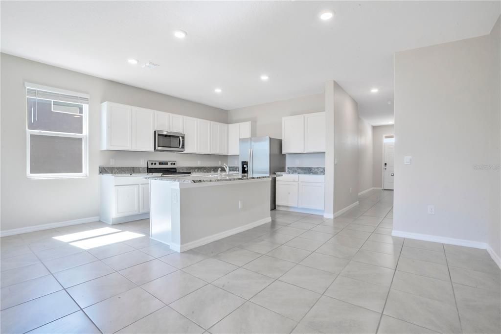 For Sale: $249,900 (3 beds, 2 baths, 1812 Square Feet)
