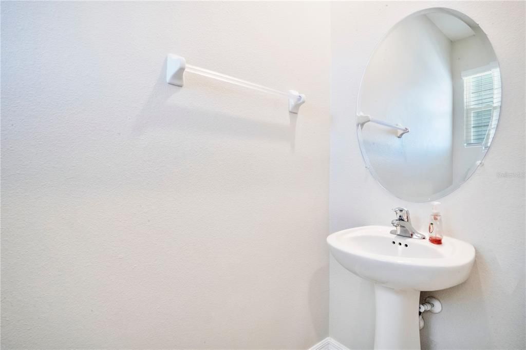 For Sale: $249,900 (3 beds, 2 baths, 1812 Square Feet)