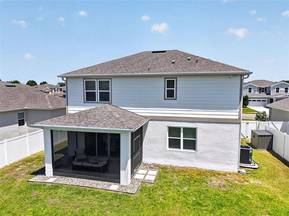For Rent: $2,950 (4 beds, 3 baths, 2556 Square Feet)