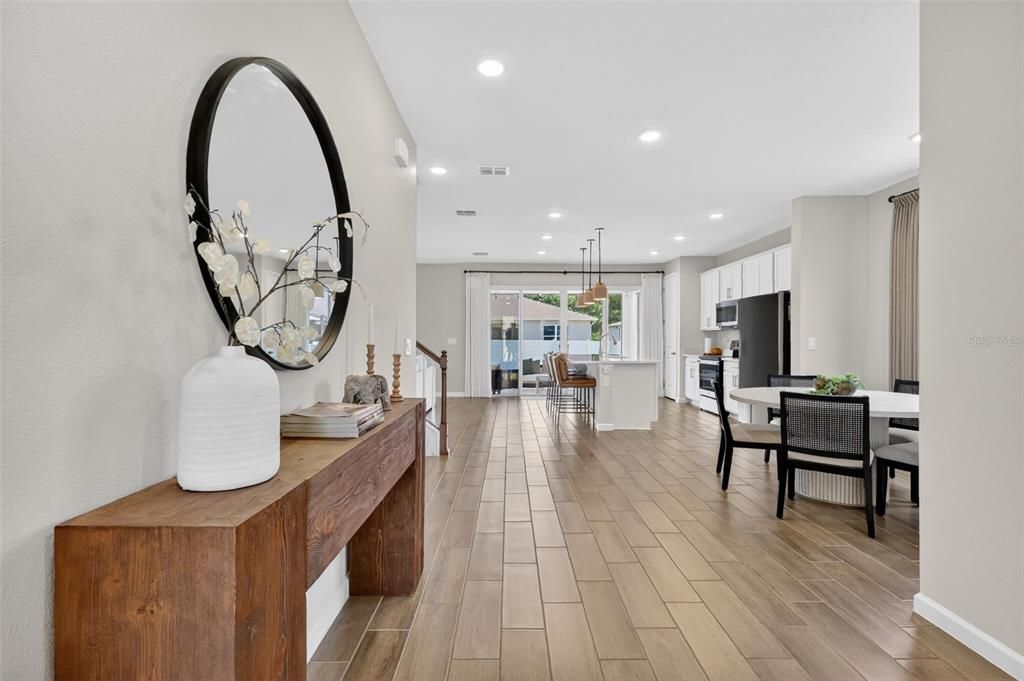 For Rent: $2,950 (4 beds, 3 baths, 2556 Square Feet)