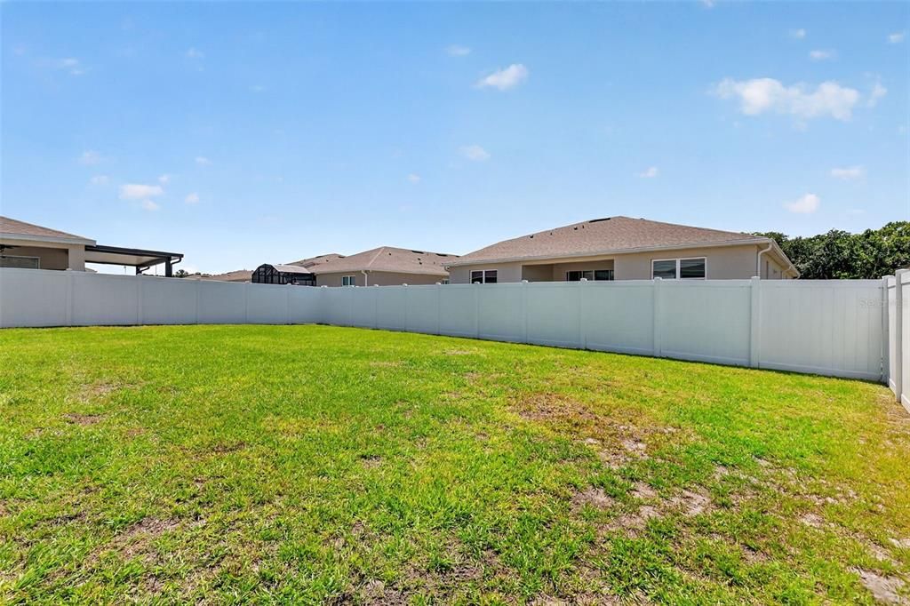 For Rent: $2,950 (4 beds, 3 baths, 2556 Square Feet)