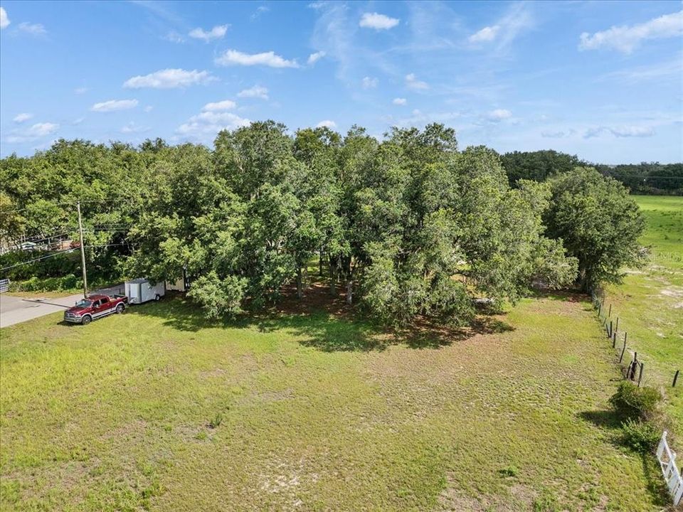 Active With Contract: $545,000 (3 beds, 3 baths, 2352 Square Feet)