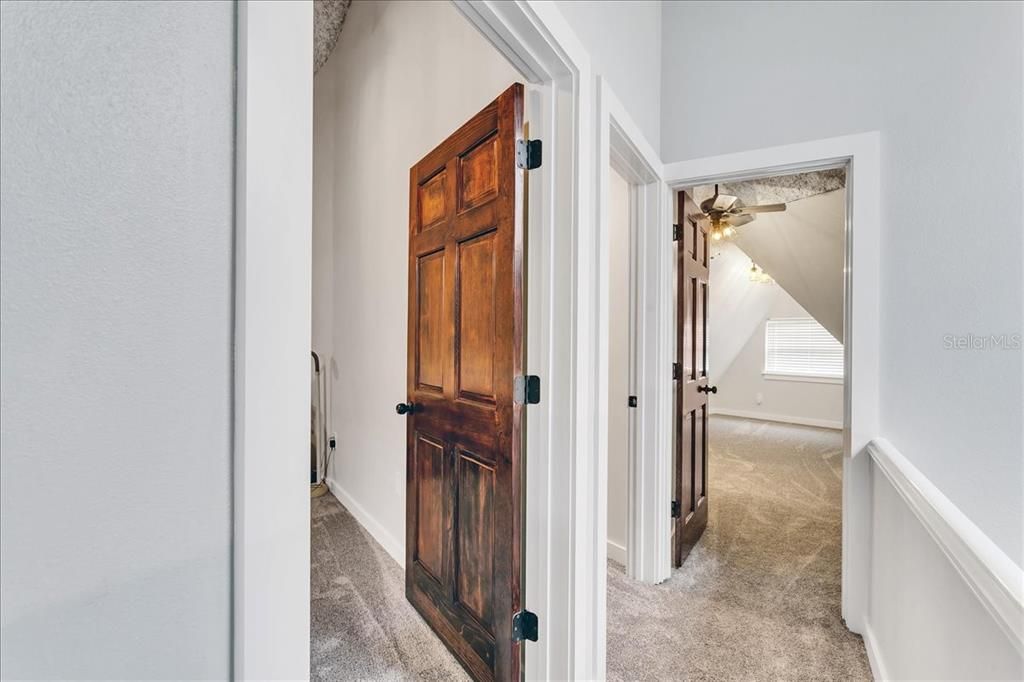 Active With Contract: $545,000 (3 beds, 3 baths, 2352 Square Feet)