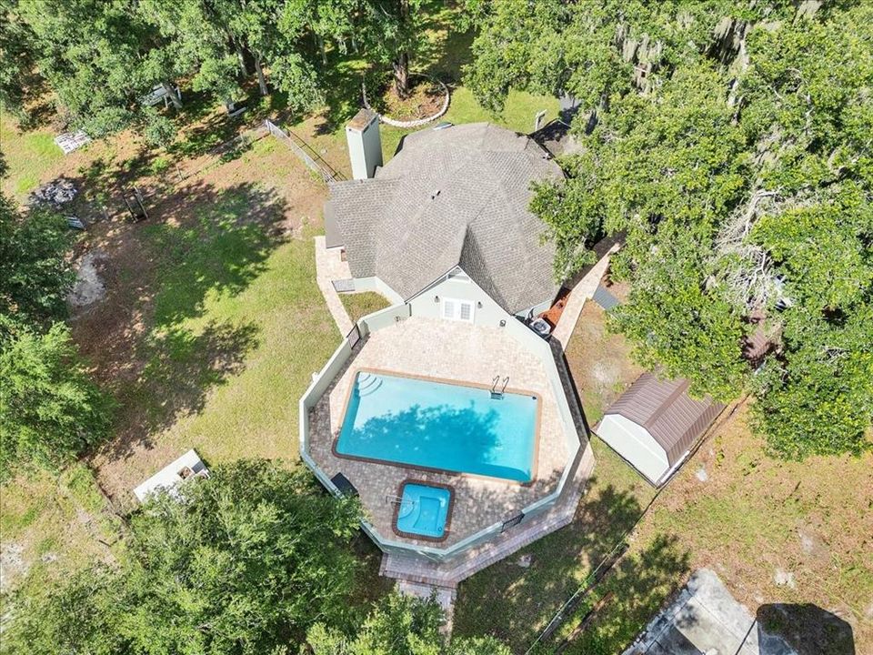 Active With Contract: $545,000 (3 beds, 3 baths, 2352 Square Feet)