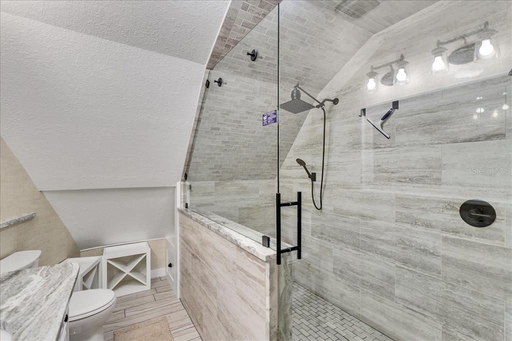 Active With Contract: $545,000 (3 beds, 3 baths, 2352 Square Feet)