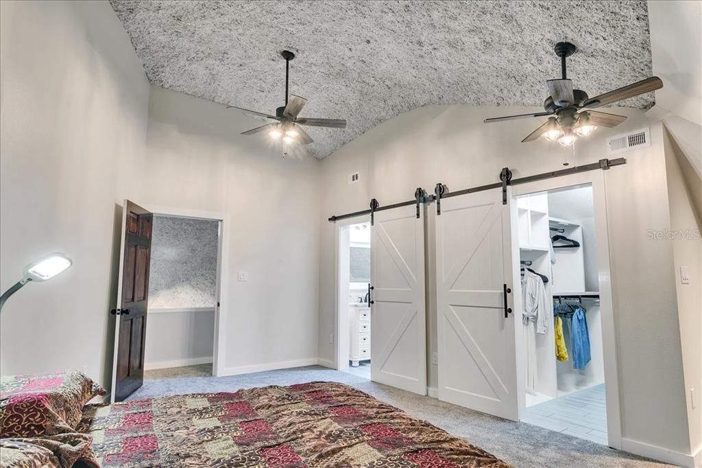 Active With Contract: $545,000 (3 beds, 3 baths, 2352 Square Feet)