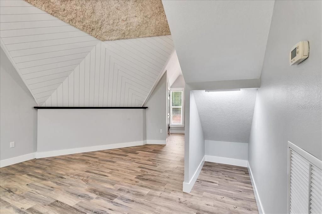 Active With Contract: $545,000 (3 beds, 3 baths, 2352 Square Feet)
