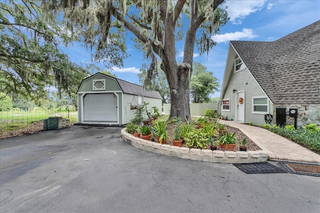 Active With Contract: $545,000 (3 beds, 3 baths, 2352 Square Feet)