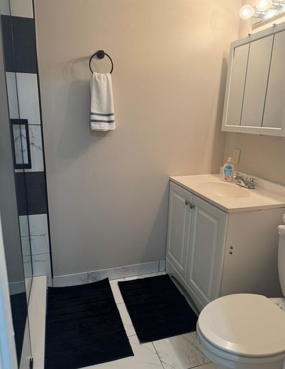 Active With Contract: $135,000 (2 beds, 2 baths, 972 Square Feet)