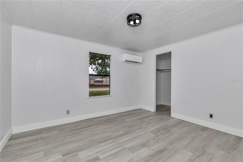 For Sale: $175,000 (3 beds, 2 baths, 1288 Square Feet)