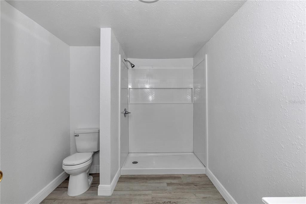 For Sale: $175,000 (3 beds, 2 baths, 1288 Square Feet)