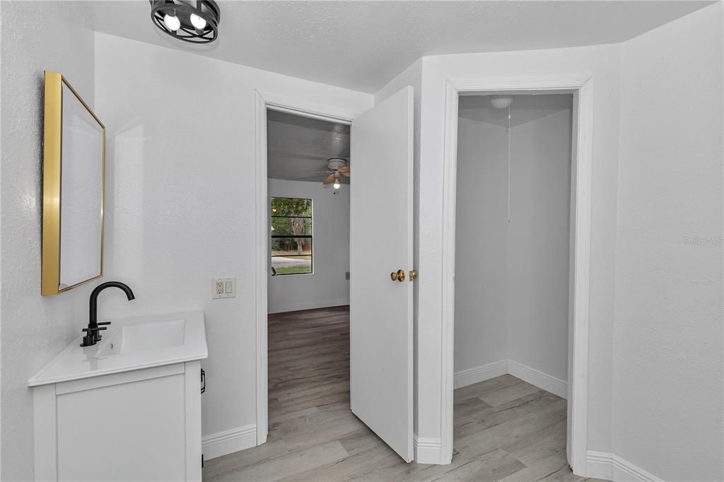 For Sale: $175,000 (3 beds, 2 baths, 1288 Square Feet)