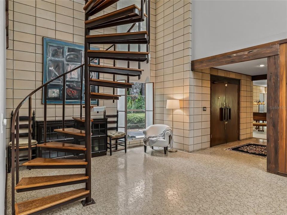 En Venta: $1,199,900 (6 camas, 3 baños, 3625 Pies cuadrados)