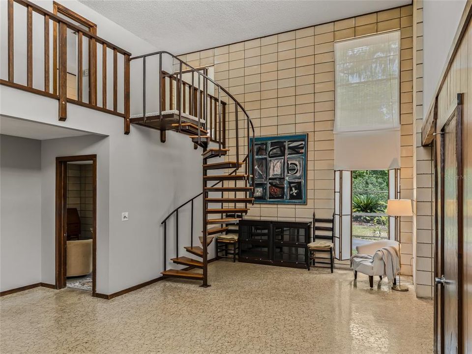 En Venta: $1,199,900 (6 camas, 3 baños, 3625 Pies cuadrados)