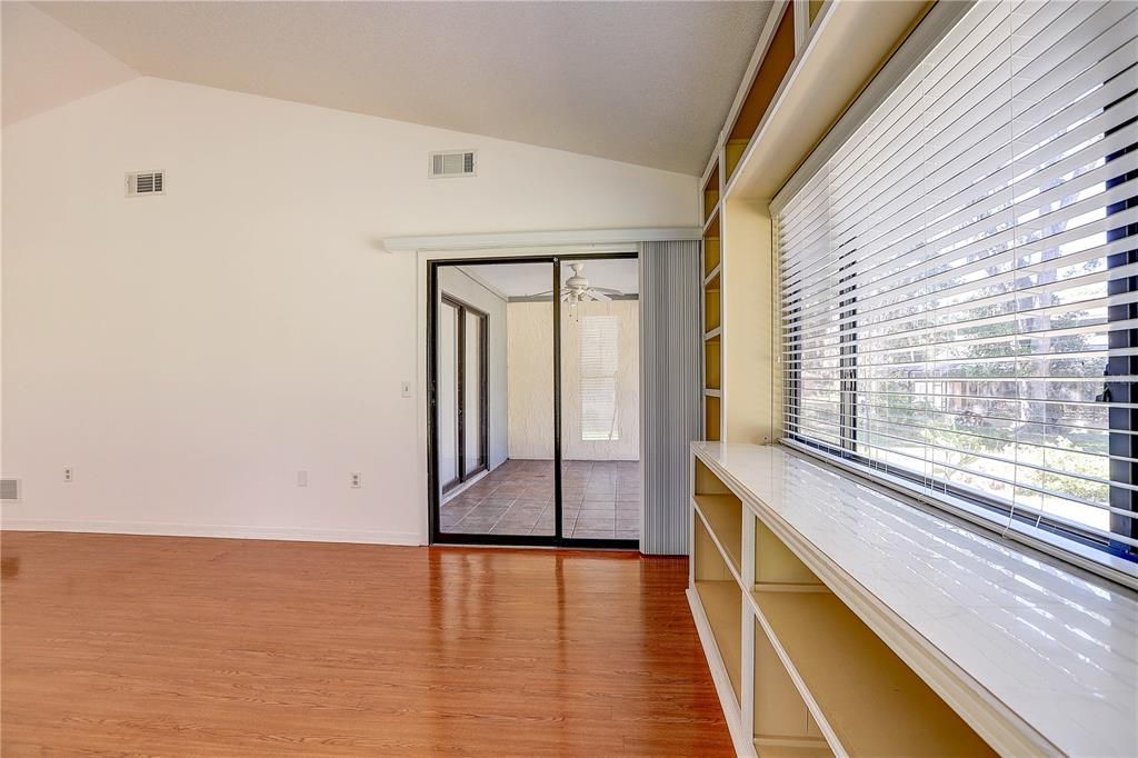 En Venta: $179,990 (2 camas, 2 baños, 1209 Pies cuadrados)