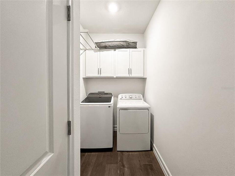 For Rent: $3,600 (3 beds, 2 baths, 1829 Square Feet)
