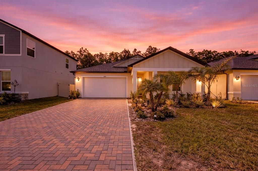For Rent: $3,600 (3 beds, 2 baths, 1829 Square Feet)