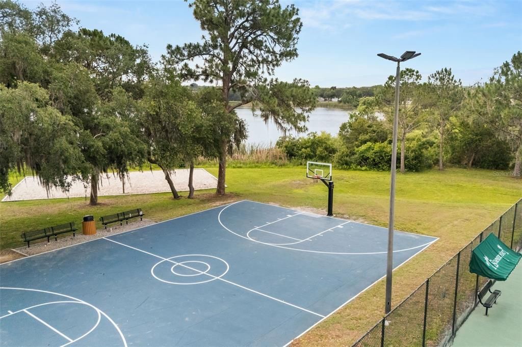 Activo con contrato: $499,900 (3 camas, 2 baños, 1700 Pies cuadrados)