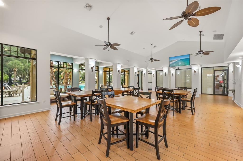 Activo con contrato: $499,900 (3 camas, 2 baños, 1700 Pies cuadrados)