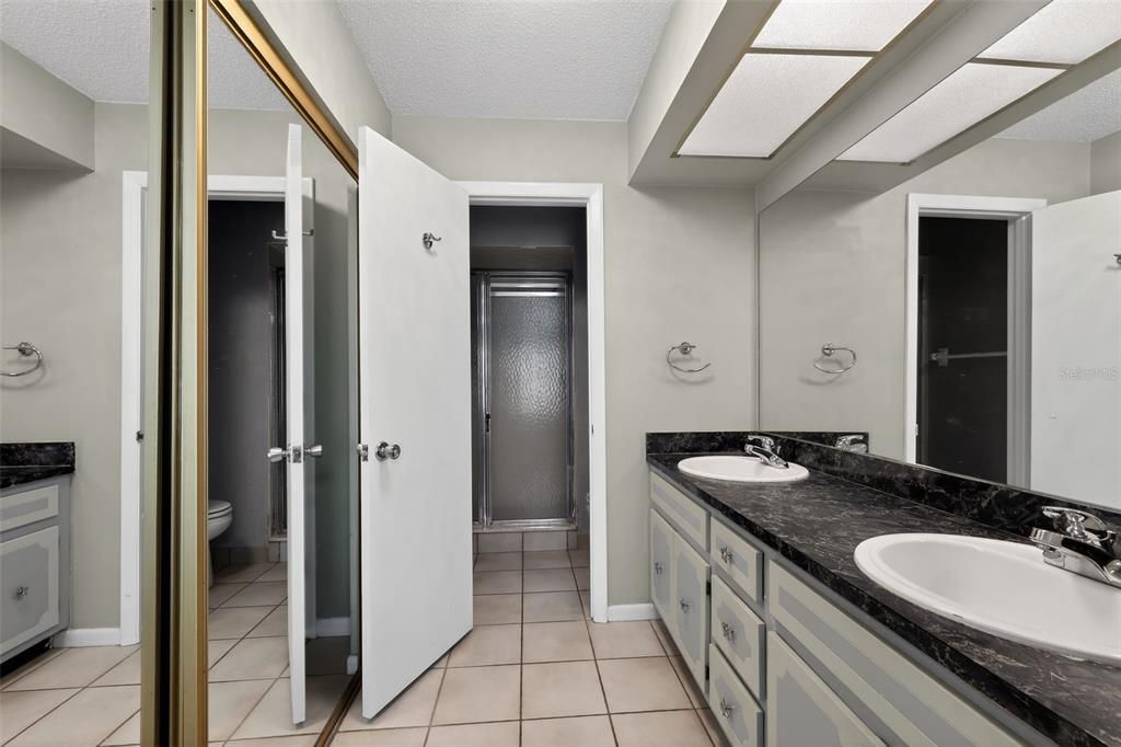 For Sale: $679,000 (3 beds, 2 baths, 1562 Square Feet)