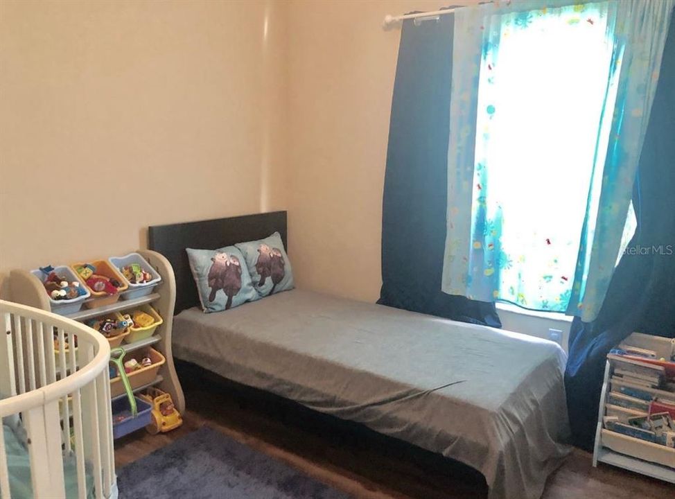 En Renta: $2,495 (4 camas, 2 baños, 1870 Pies cuadrados)