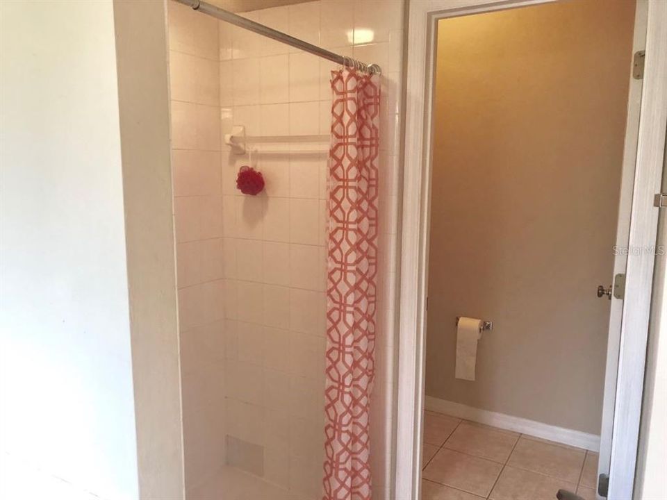 En Renta: $2,495 (4 camas, 2 baños, 1870 Pies cuadrados)
