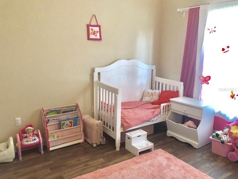 En Renta: $2,495 (4 camas, 2 baños, 1870 Pies cuadrados)
