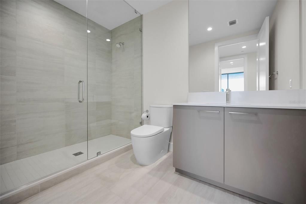En Renta: $12,900 (2 camas, 3 baños, 1935 Pies cuadrados)