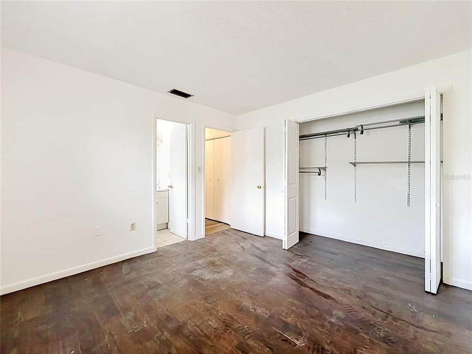 En Venta: $185,000 (2 camas, 2 baños, 929 Pies cuadrados)
