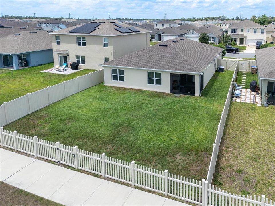 На продажу: $429,900 (4 спален, 2 ванн, 1846 Квадратных фут)