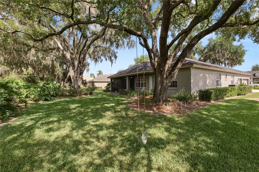 For Sale: $689,900 (4 beds, 3 baths, 3199 Square Feet)