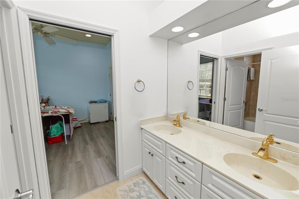 For Sale: $689,900 (4 beds, 3 baths, 3199 Square Feet)