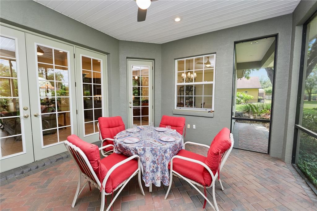 For Sale: $689,900 (4 beds, 3 baths, 3199 Square Feet)