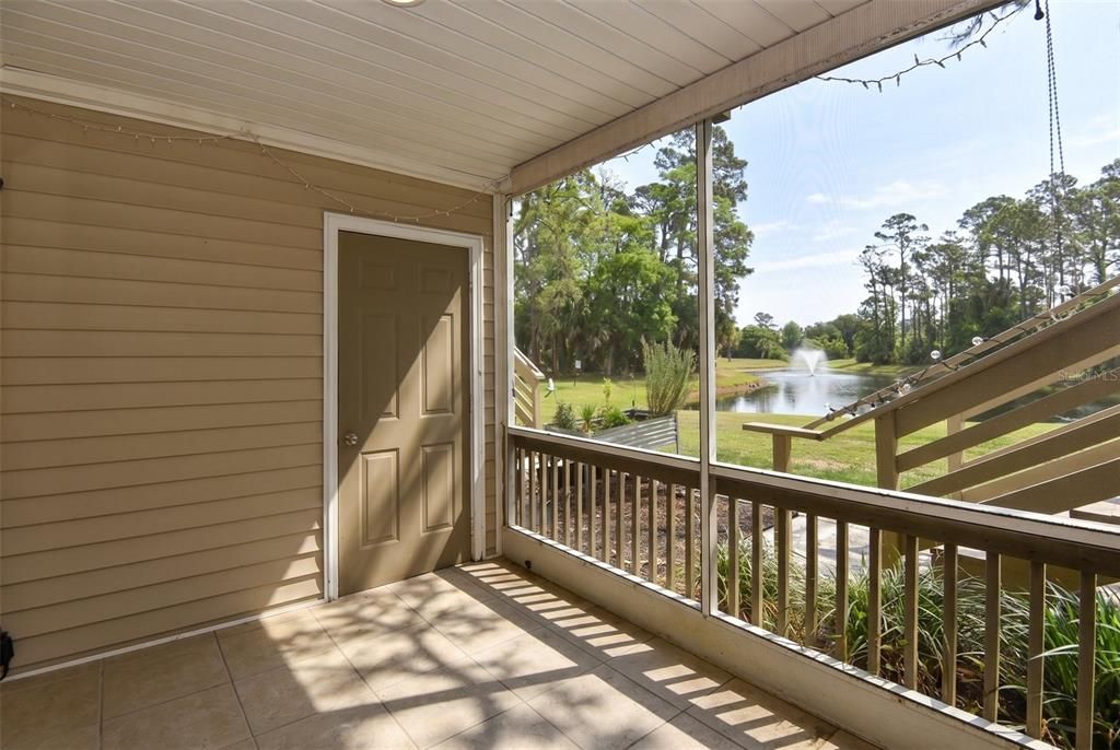 For Sale: $145,000 (2 beds, 2 baths, 833 Square Feet)