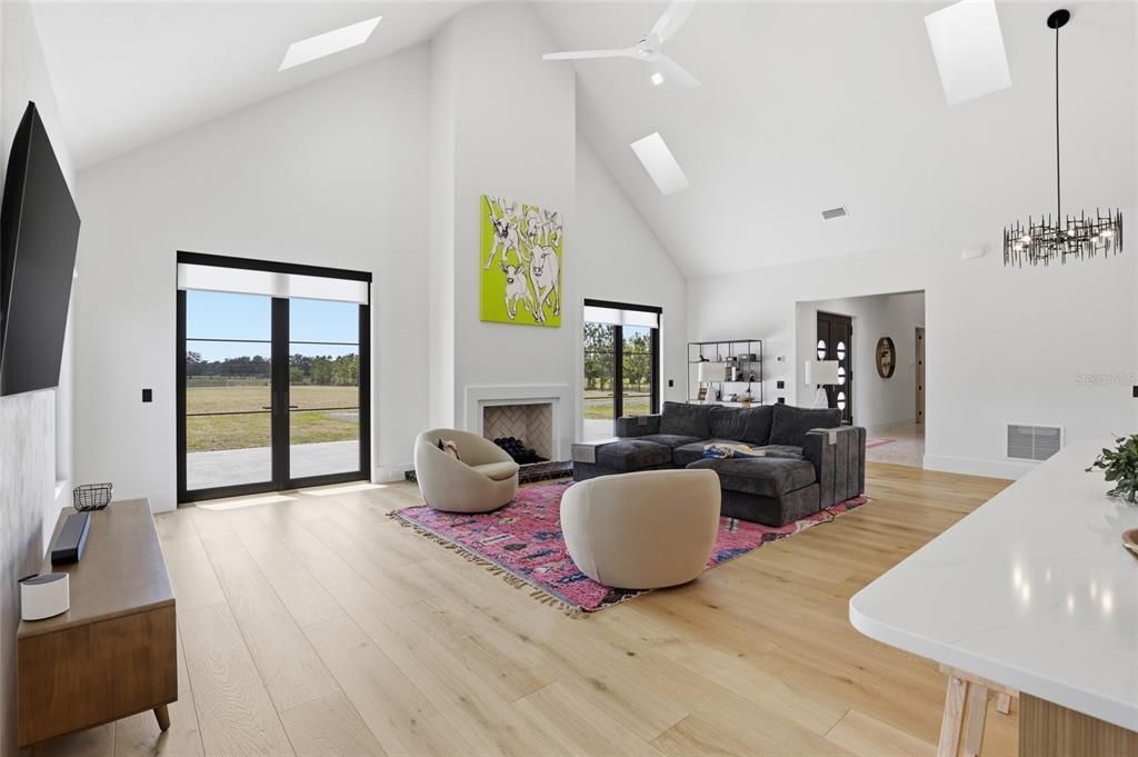 For Sale: $849,900 (3 beds, 2 baths, 2581 Square Feet)