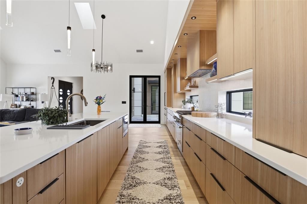 For Sale: $849,900 (3 beds, 2 baths, 2581 Square Feet)