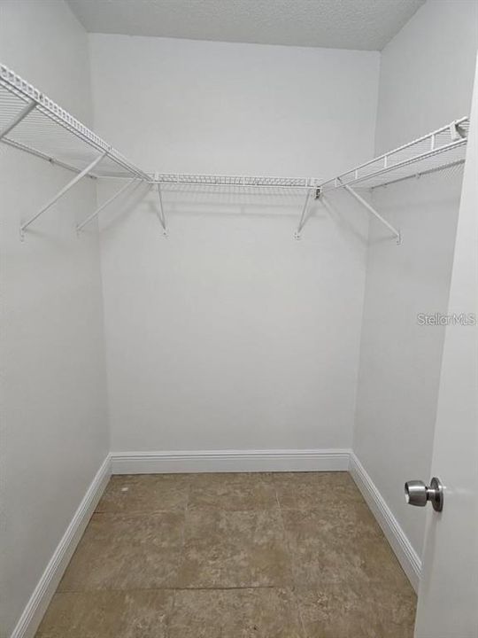 En Renta: $1,400 (2 camas, 2 baños, 912 Pies cuadrados)