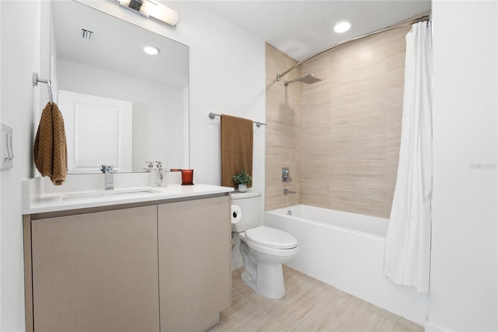 В аренду: $1,500 (1 спален, 1 ванн, 750 Квадратных фут)