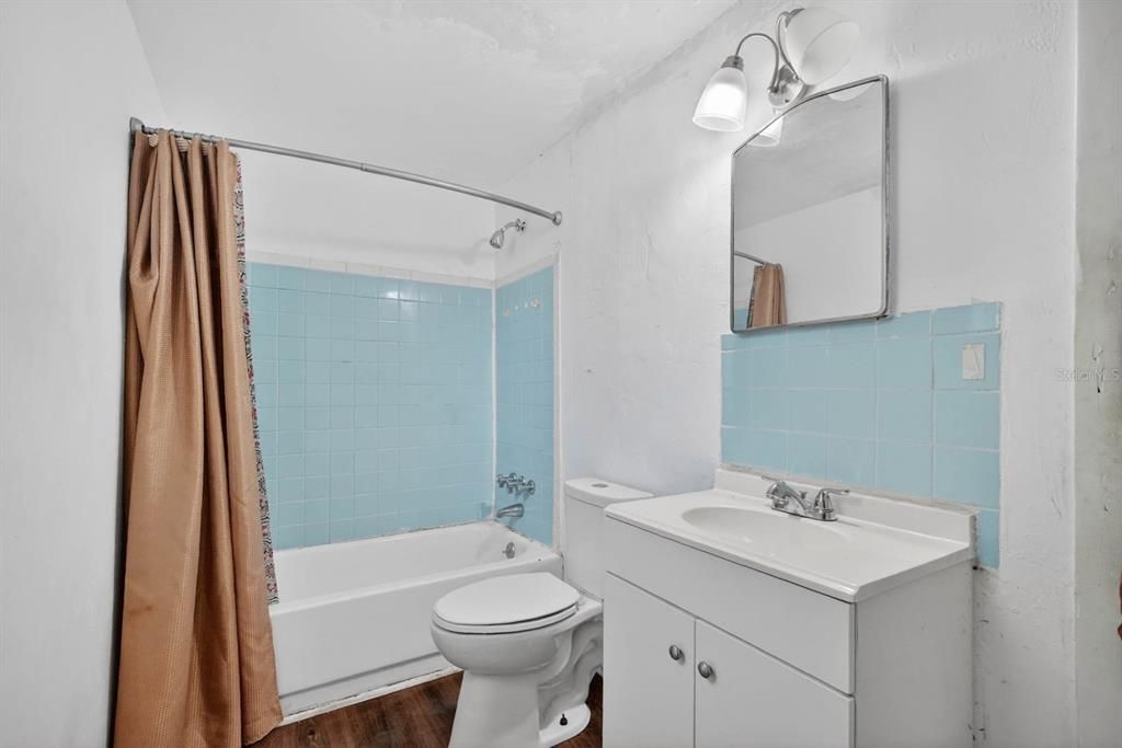 En Venta: $180,000 (2 camas, 1 baños, 952 Pies cuadrados)
