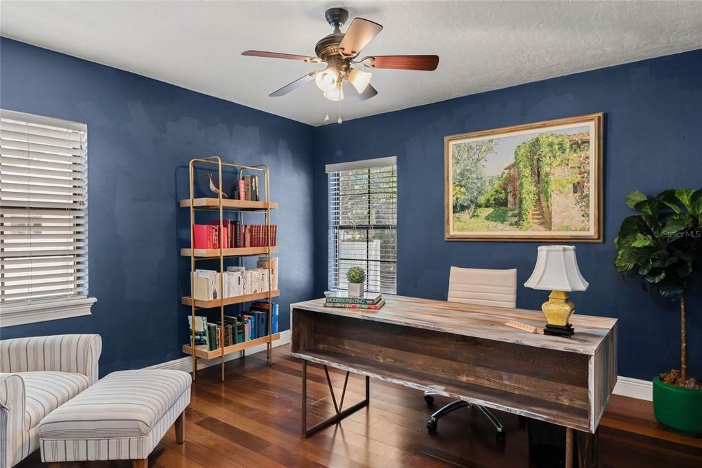 Activo con contrato: $1,489,000 (4 camas, 3 baños, 3797 Pies cuadrados)