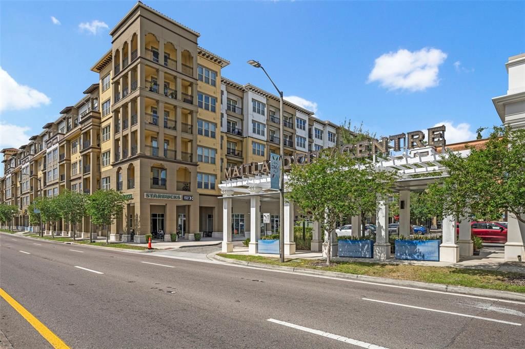 Activo con contrato: $1,489,000 (4 camas, 3 baños, 3797 Pies cuadrados)