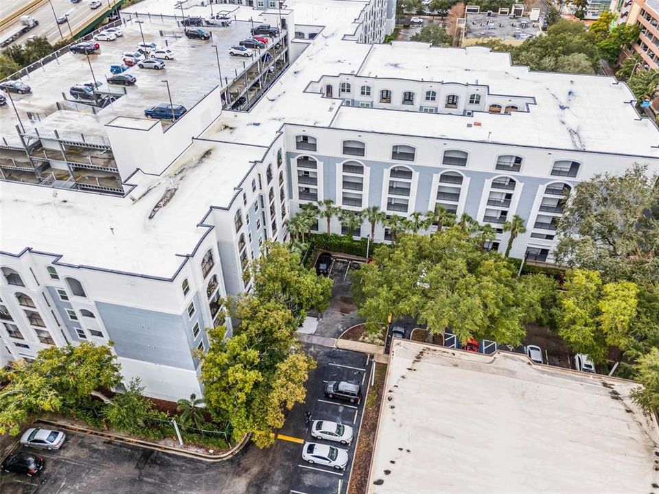 Active With Contract: $128,900 (1 beds, 1 baths, 744 Square Feet)
