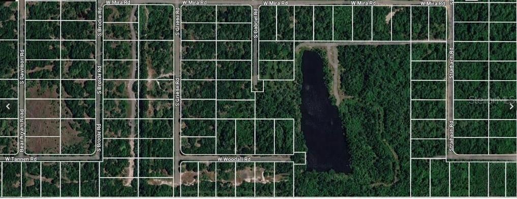 На продажу: $67,000 (1.13 acres)