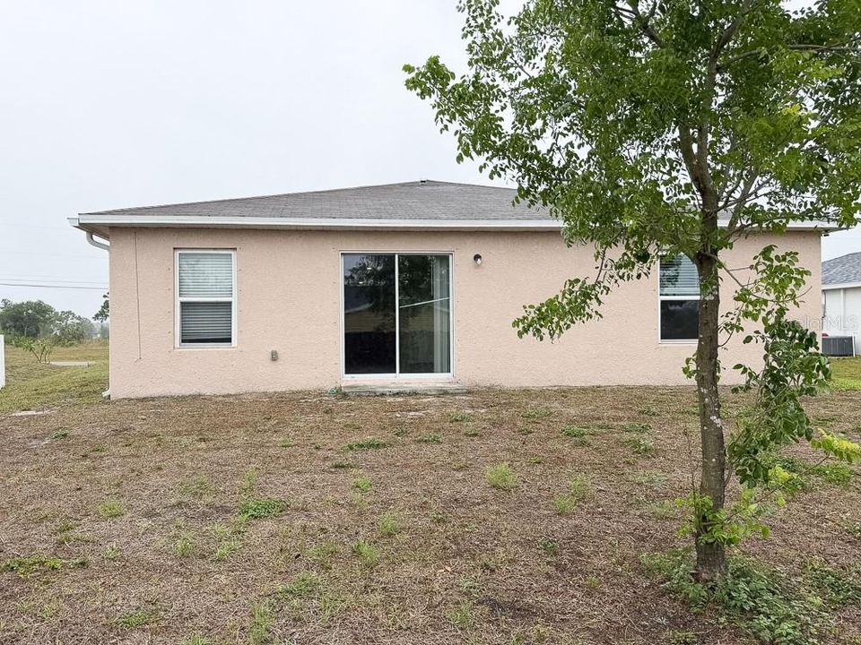 For Rent: $1,695 (4 beds, 2 baths, 1499 Square Feet)
