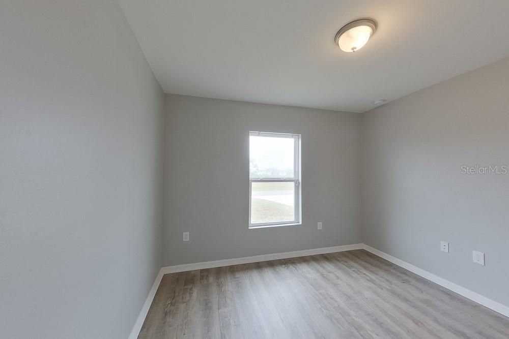 For Rent: $1,695 (4 beds, 2 baths, 1499 Square Feet)