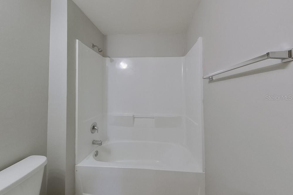 For Rent: $1,695 (4 beds, 2 baths, 1499 Square Feet)